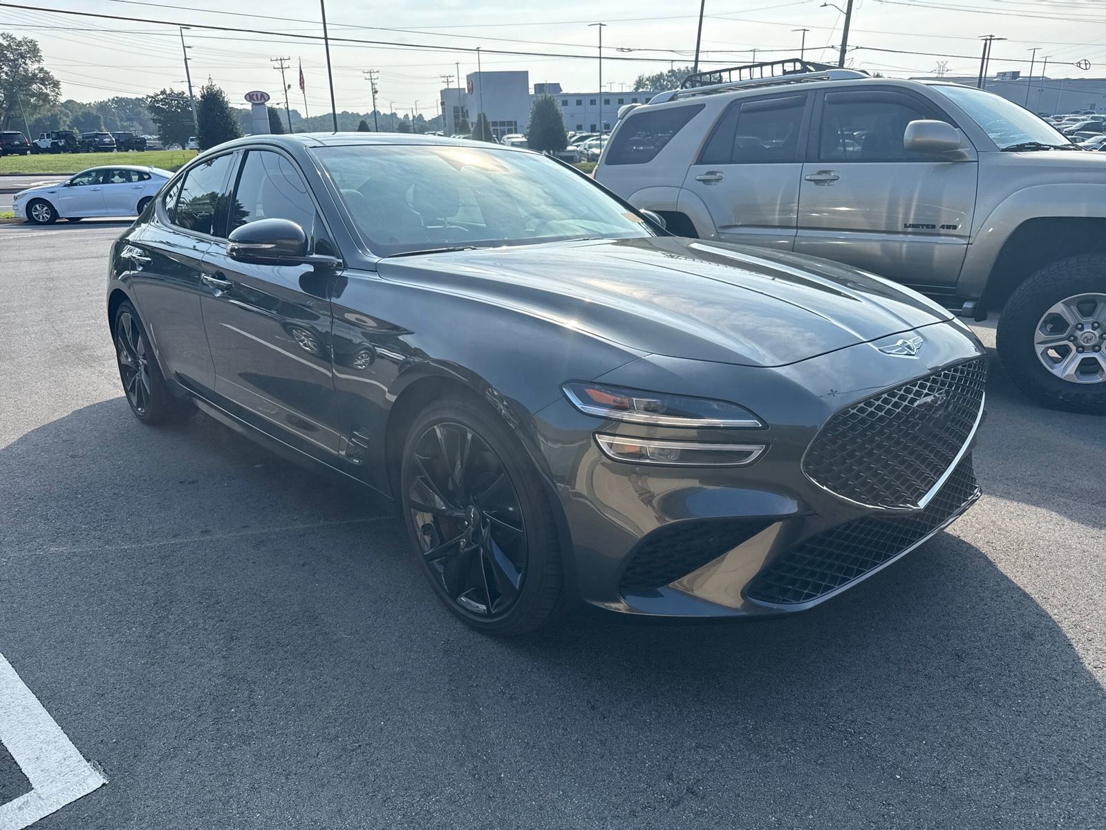 2023 Genesis G70 2.0T photo 3