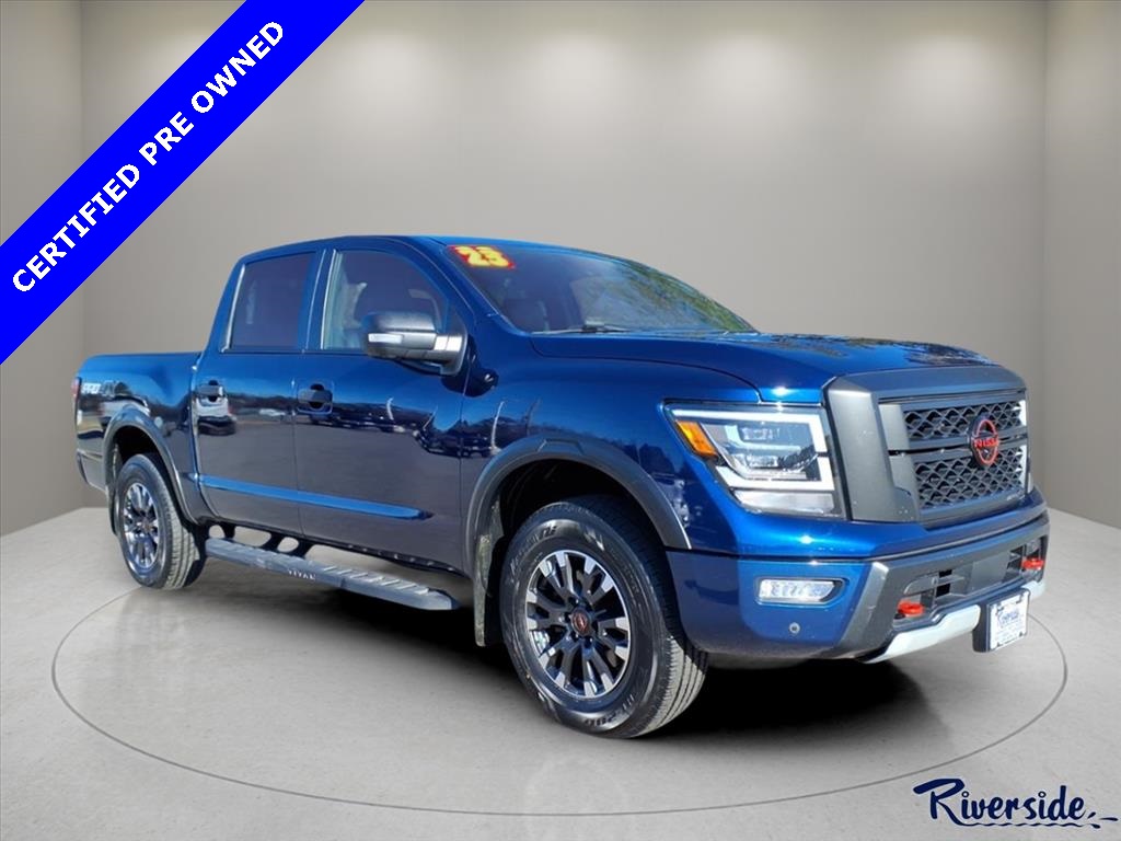 2023 Nissan Titan PRO-4X's photo