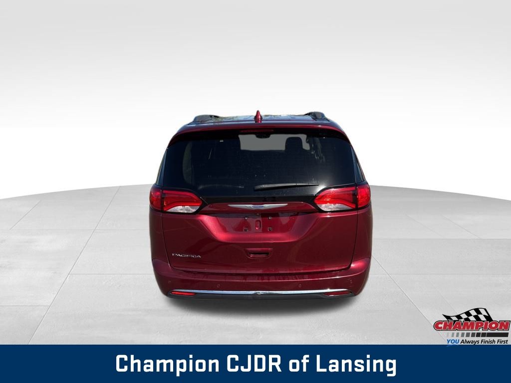 2018 Chrysler Pacifica Touring Plus photo 6