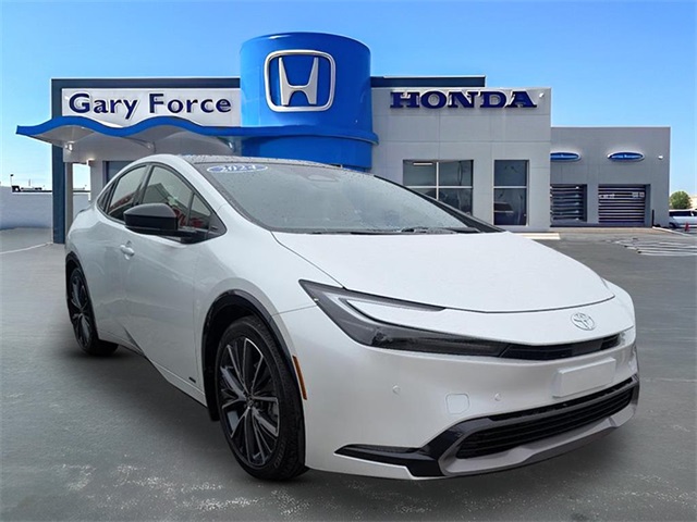 2024 Toyota Prius XLE's photo