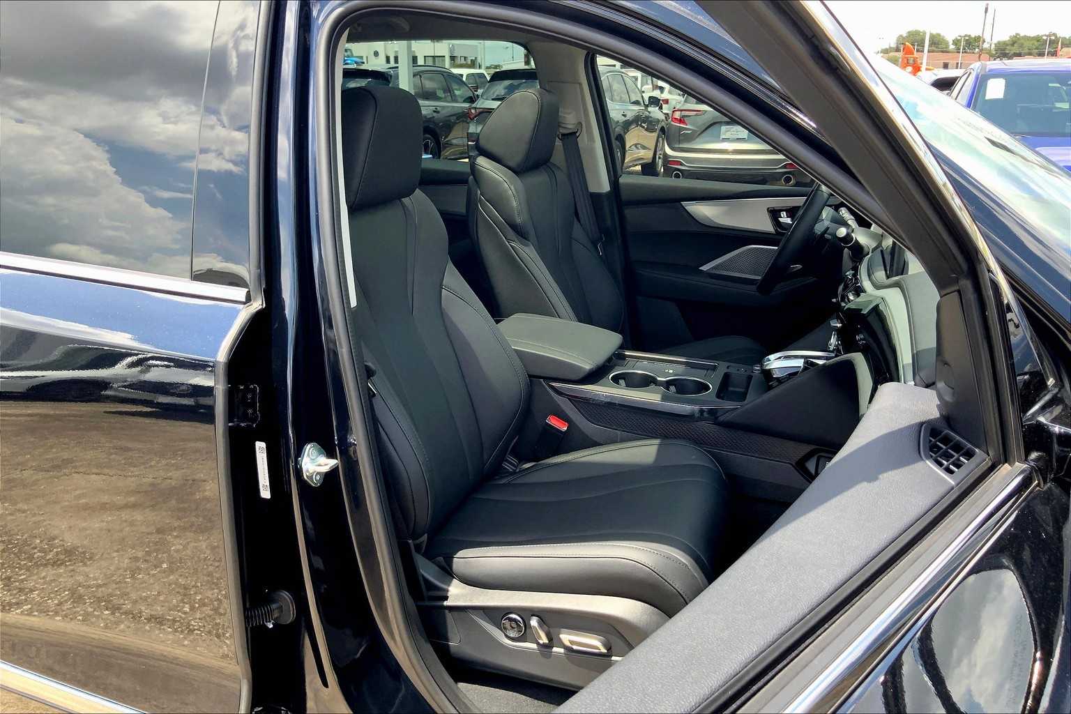 2025 Acura MDX photo 8