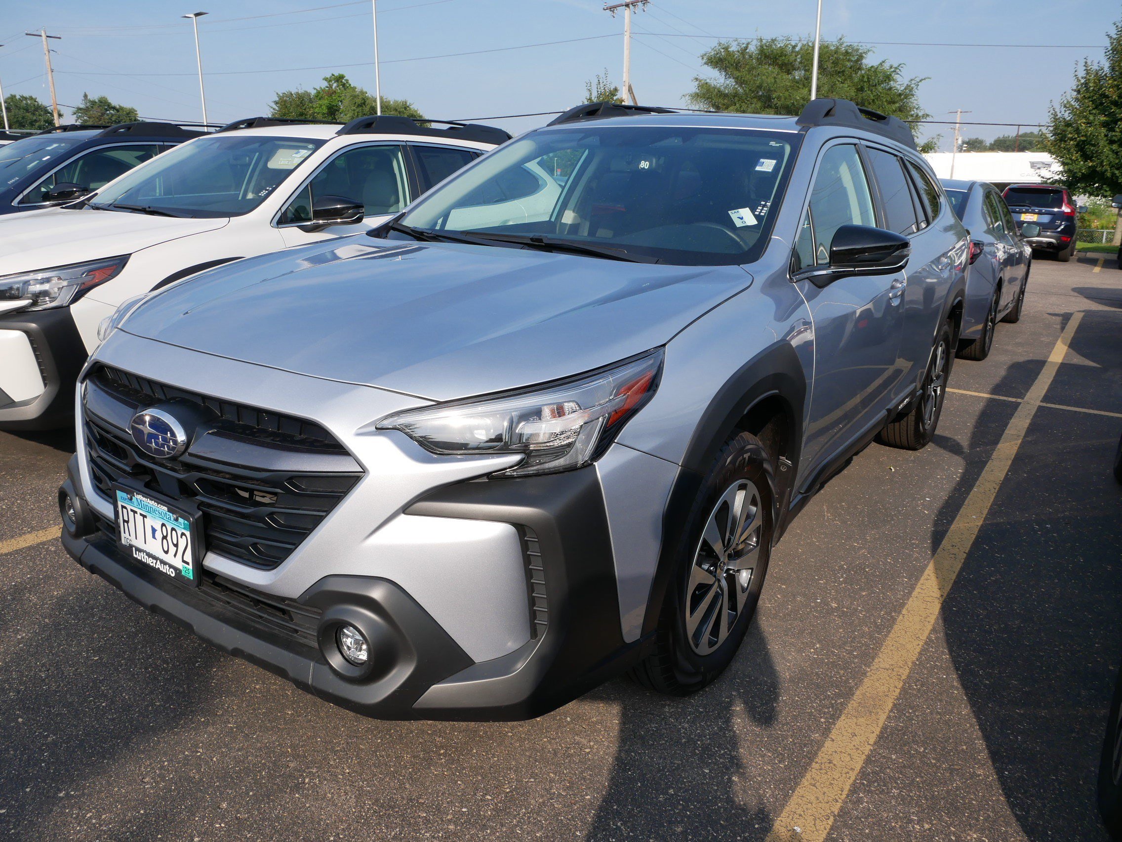 2025 Subaru Outback Premium photo 3