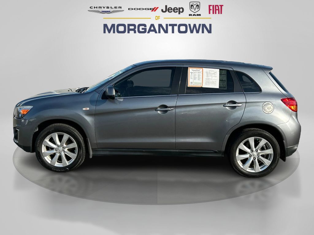 2014 Mitsubishi Outlander Sport SE photo 5