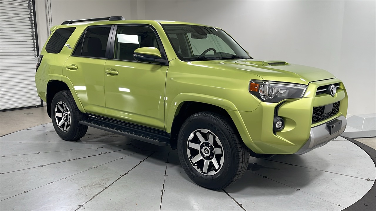 2023 Toyota 4Runner TRD Off-Road Premium photo 3