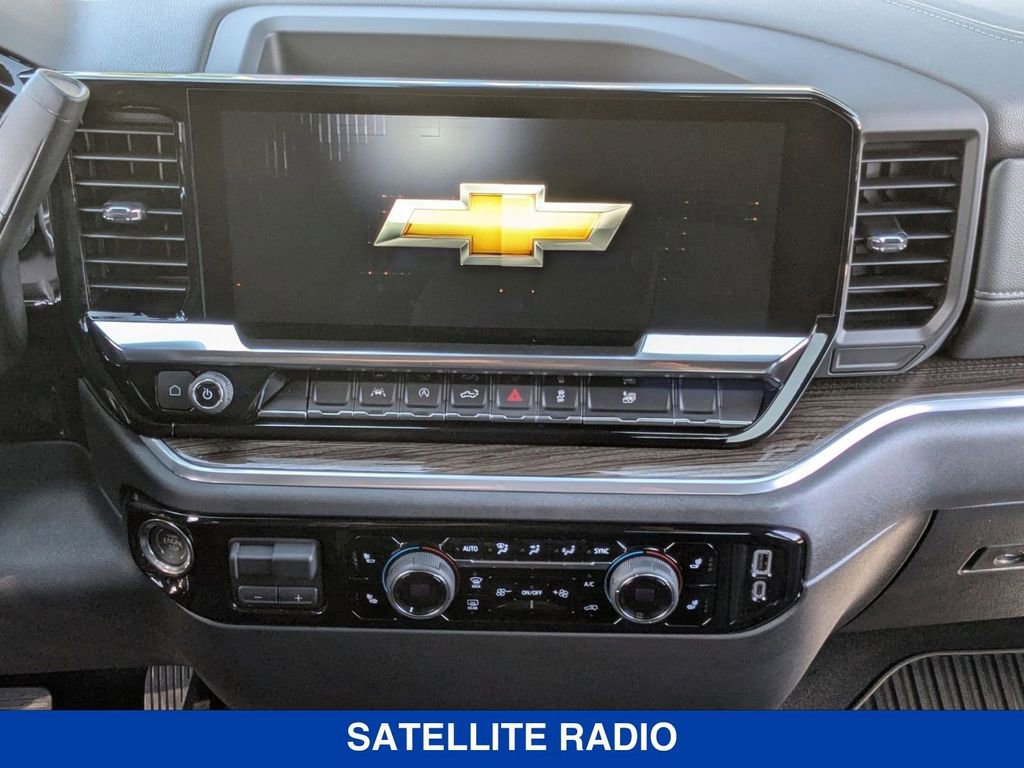 2025 Chevrolet Silverado 1500 LT photo 29