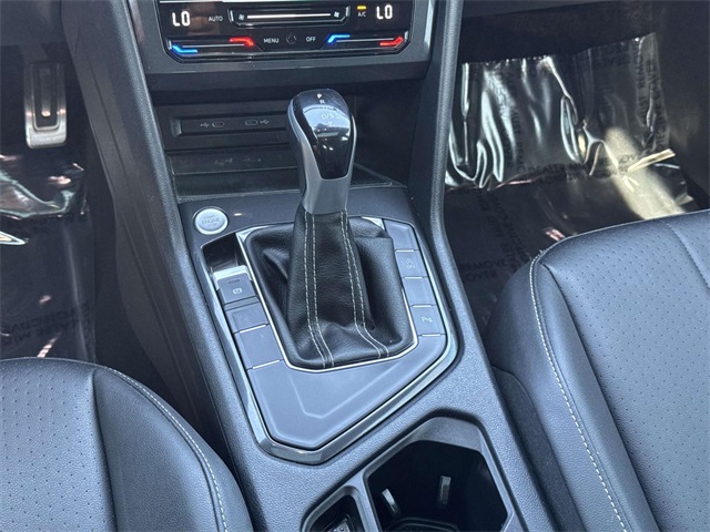 2023 Volkswagen Tiguan SE R-Line Black photo 21