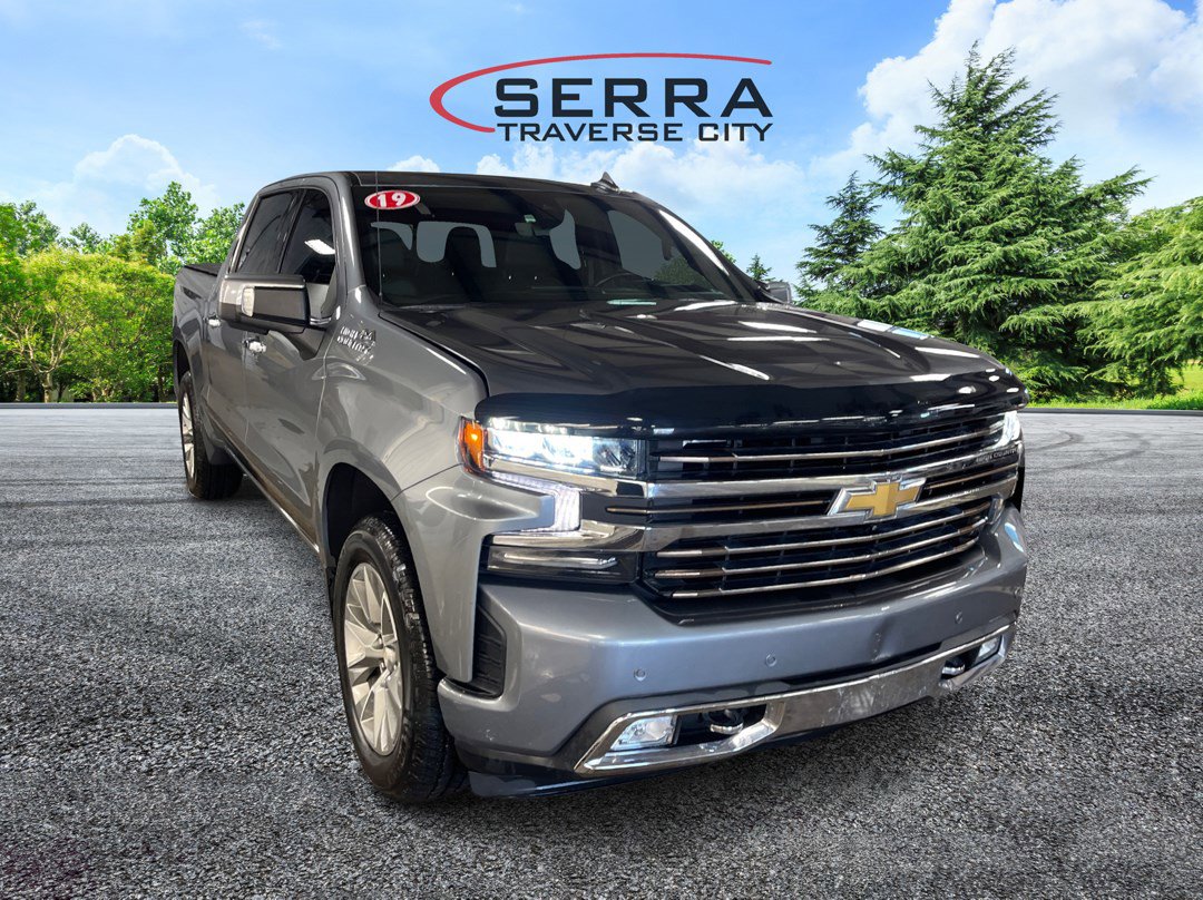 2019 Chevrolet Silverado 1500 High Country photo 3