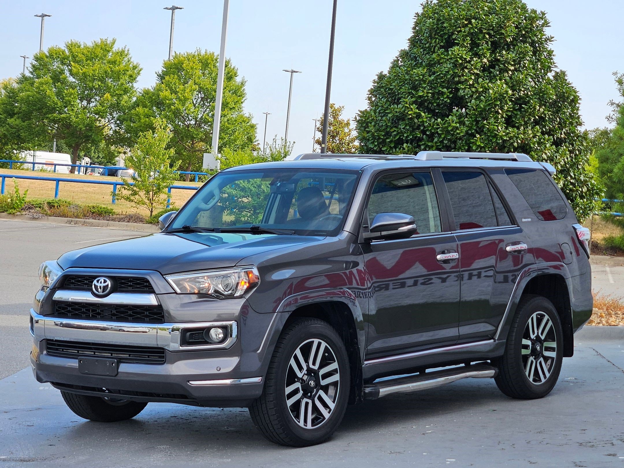 2019 Toyota 4Runner Limited photo 2