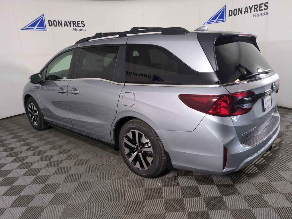 2026 Honda Odyssey EX-L photo 3