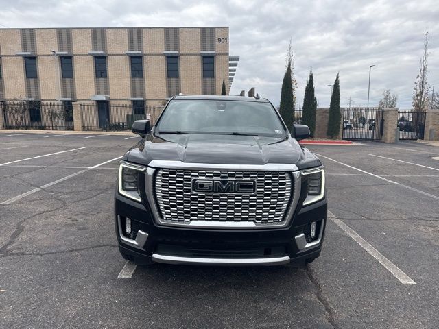2021 Gmc Yukon Denali photo 3