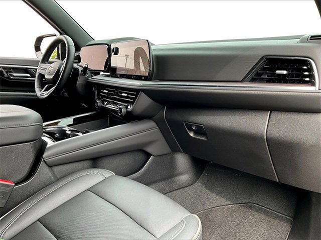 2025 Chevrolet Tahoe Premier photo 13