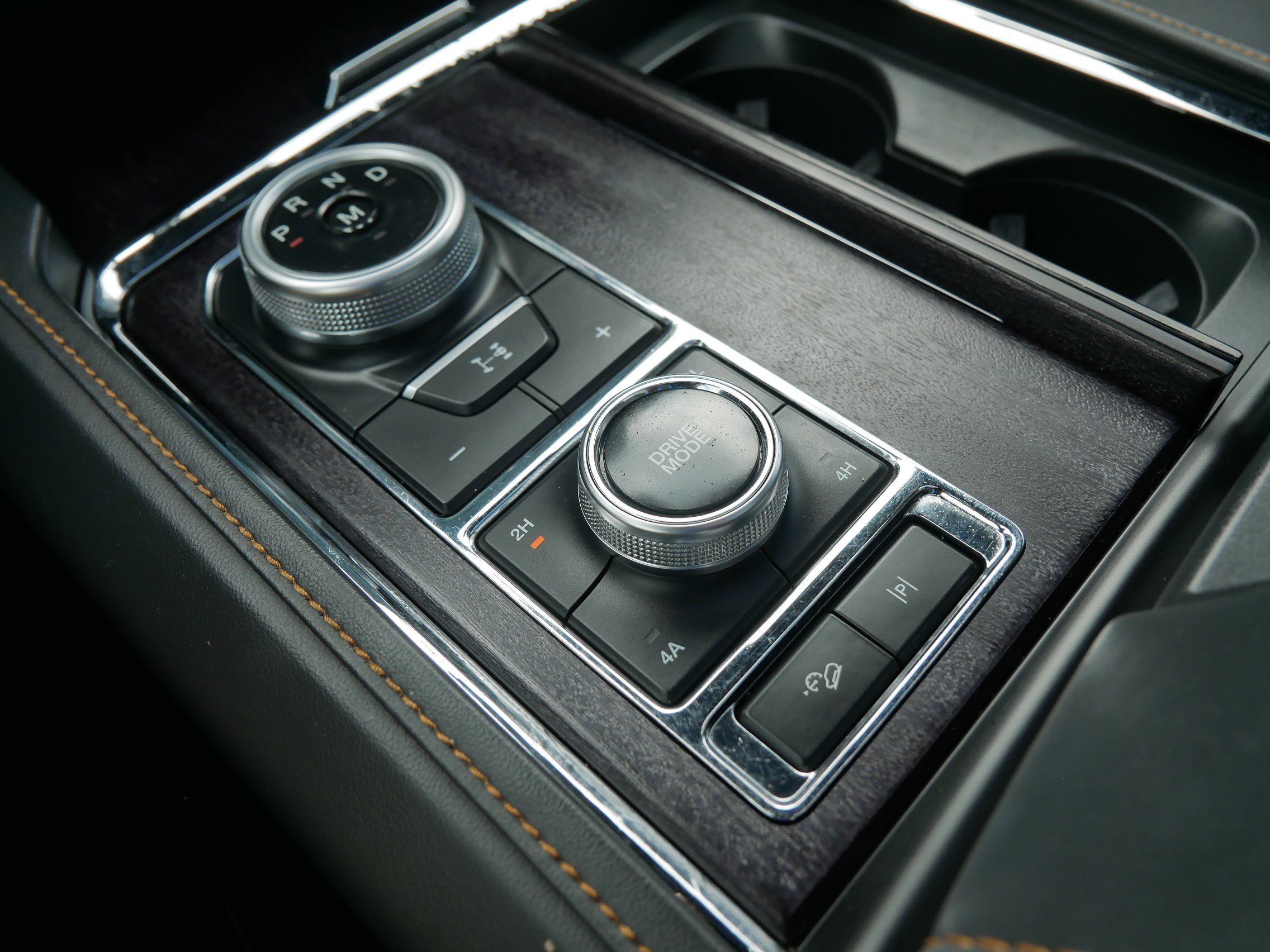 2024 Ford Expedition MAX Platinum photo 25