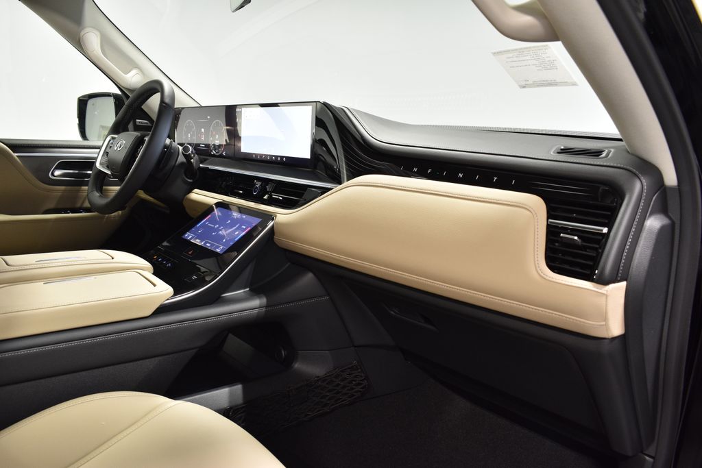 2026 Infiniti QX80 Pure photo 15