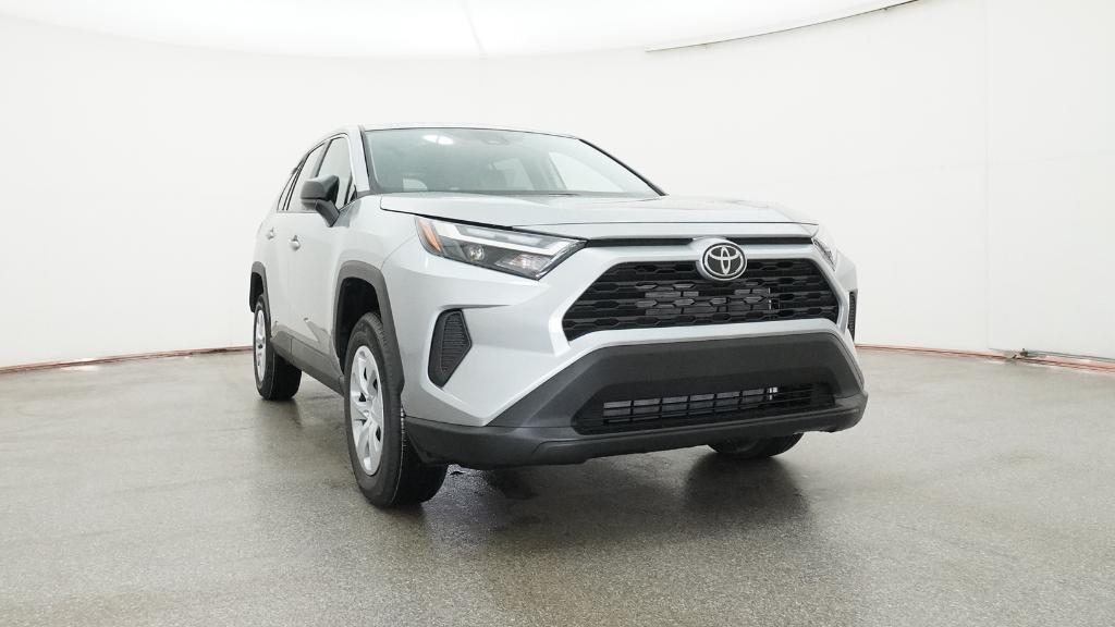 2025 Toyota RAV4 LE photo 31
