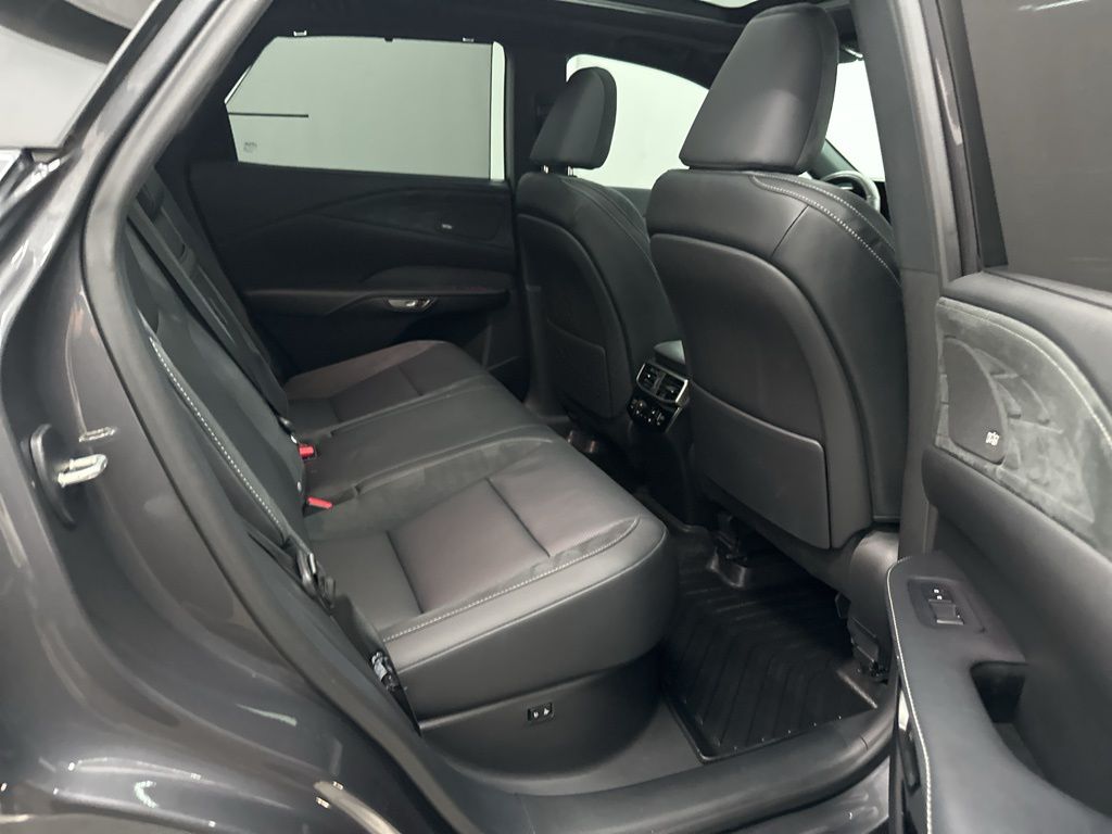 2024 Lexus RX 350 Luxury photo 21