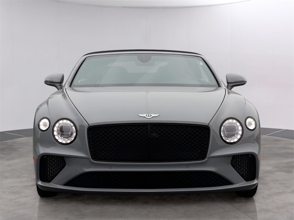 2022 Bentley Continental GT V8 photo 2
