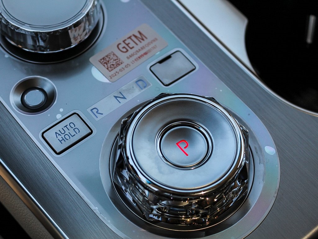 2026 Genesis GV70 2.5T Select photo 23