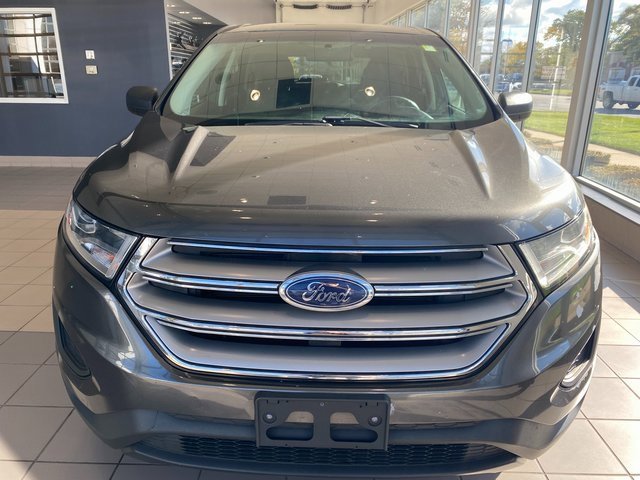 2017 Ford Edge SE photo 3