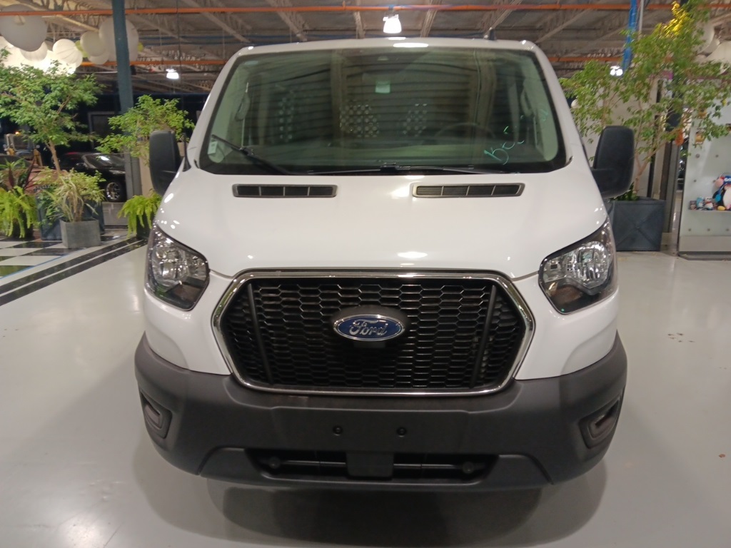 2023 Ford Transit photo 2