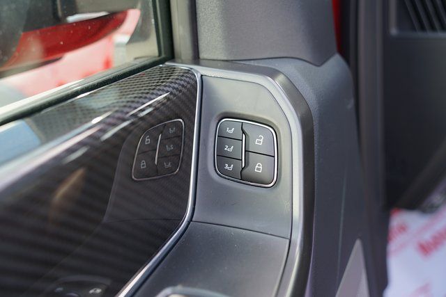2025 FORD F-150 - Image 35