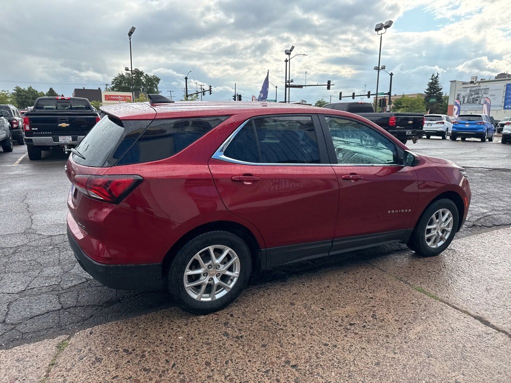 2024 Chevrolet Equinox LT photo 9