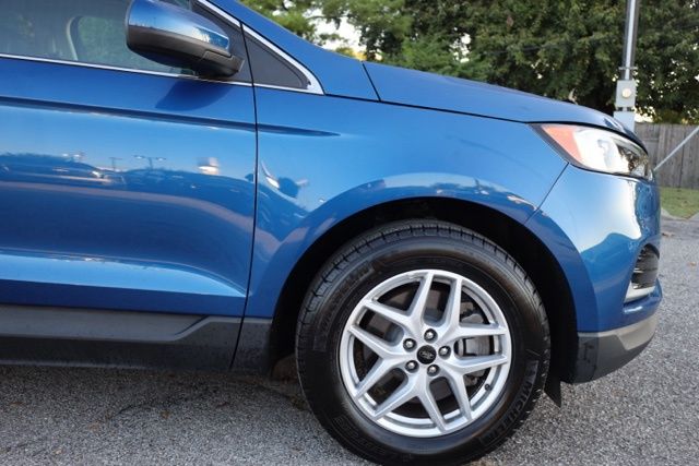 2024 Ford Edge SEL photo 9