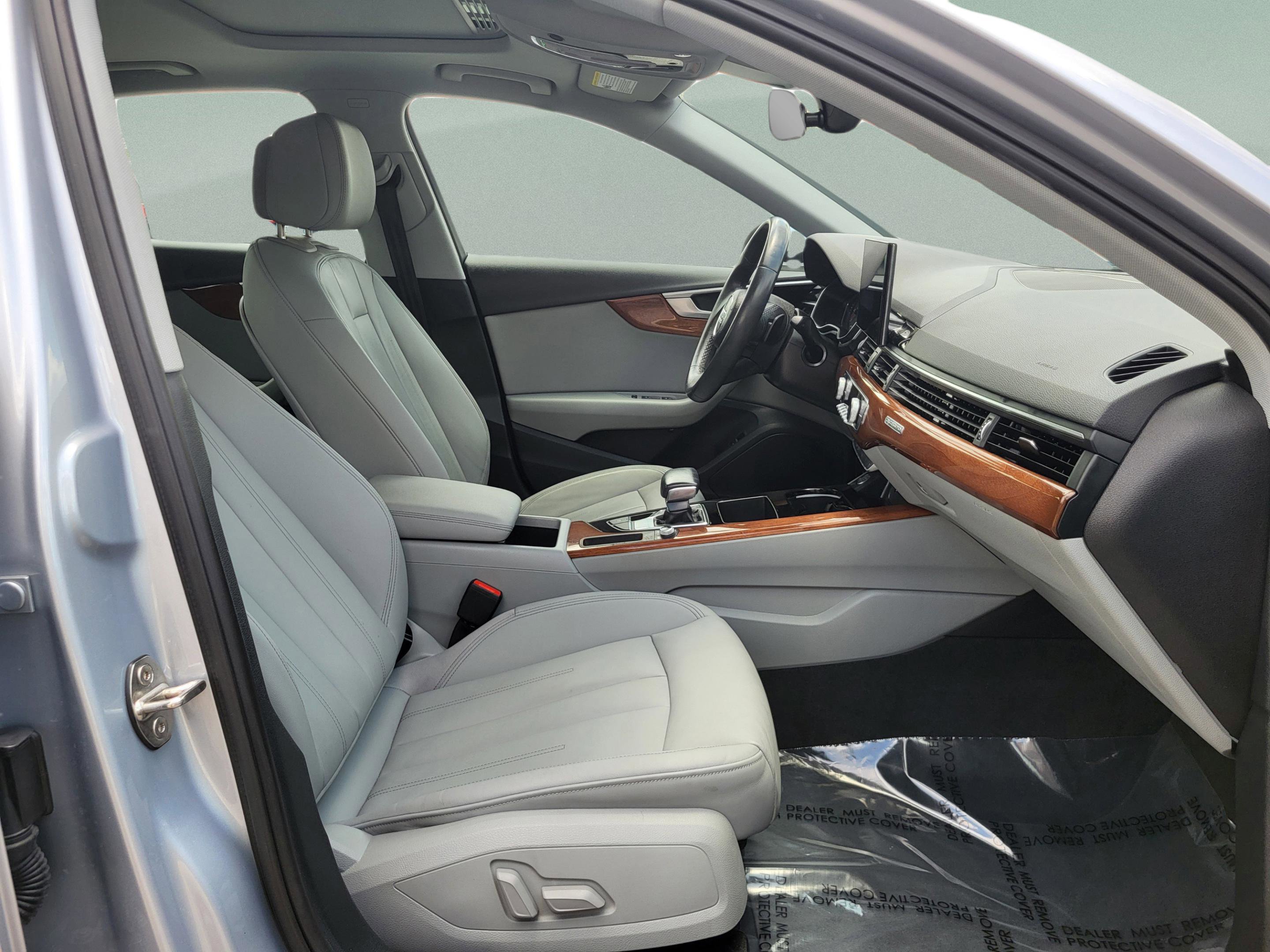 2023 Audi A4 40 Premium photo 31