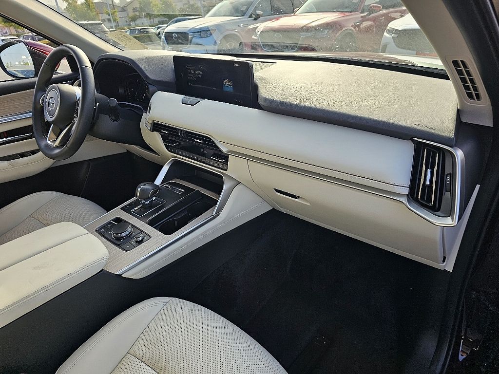 2025 Mazda CX-90 Premium Plus photo 4
