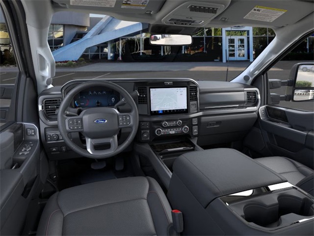 2025 Ford F-550 Lariat photo 8