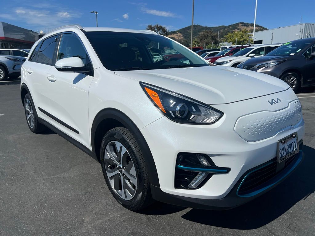 Used 2022 Kia Niro EX with VIN KNDCC3LG6N5115713 for sale in San Rafael, CA