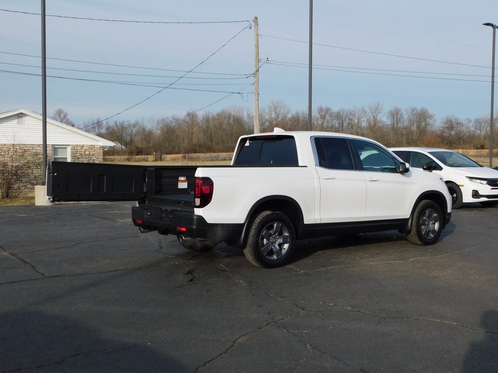2025 Honda Ridgeline RTL photo 6