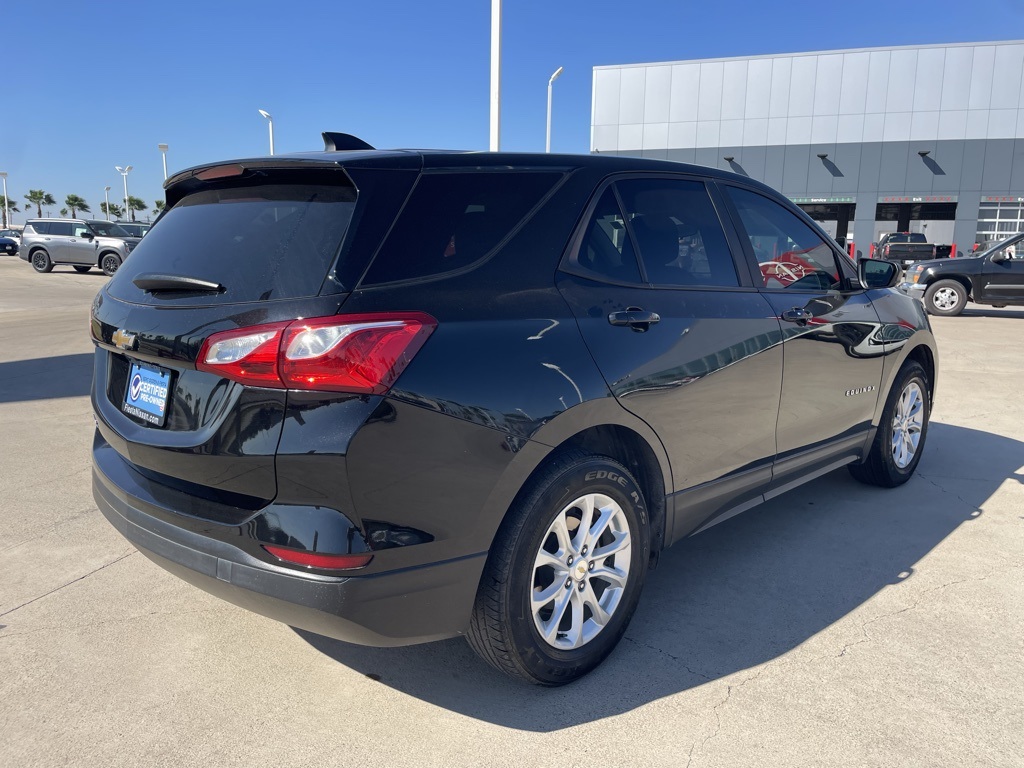 2020 Chevrolet Equinox LS photo 3
