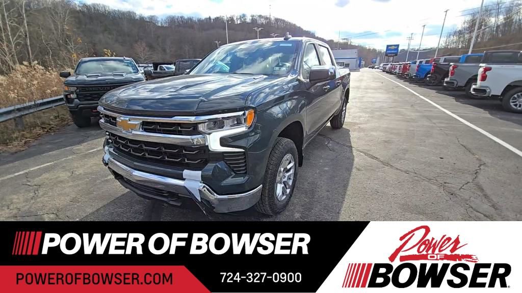 2025 Chevrolet Silverado 1500 LT photo 2