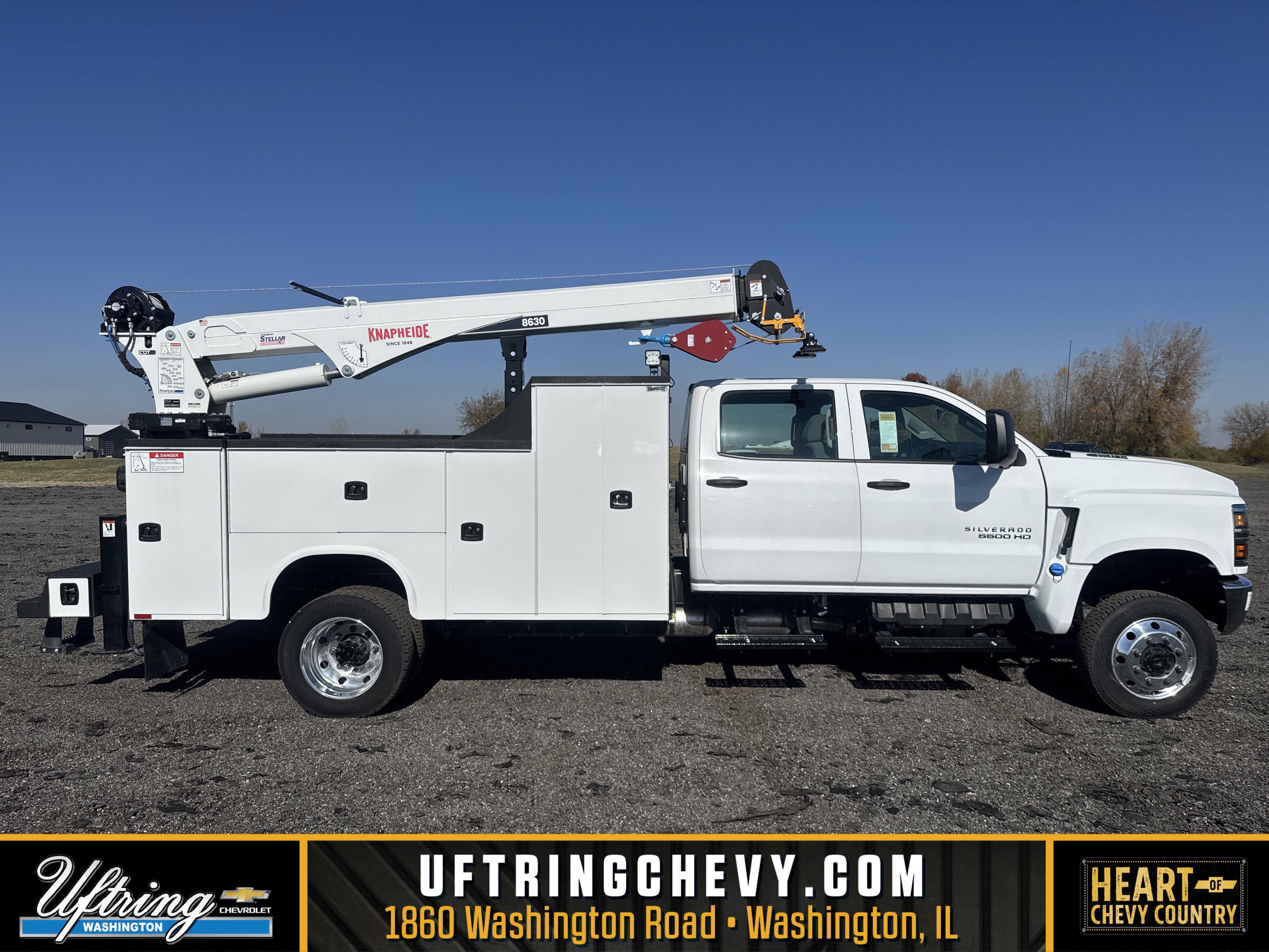 2025 Chevrolet Silverado 4500 Medium Duty Chassis Cab Work Truck's photo