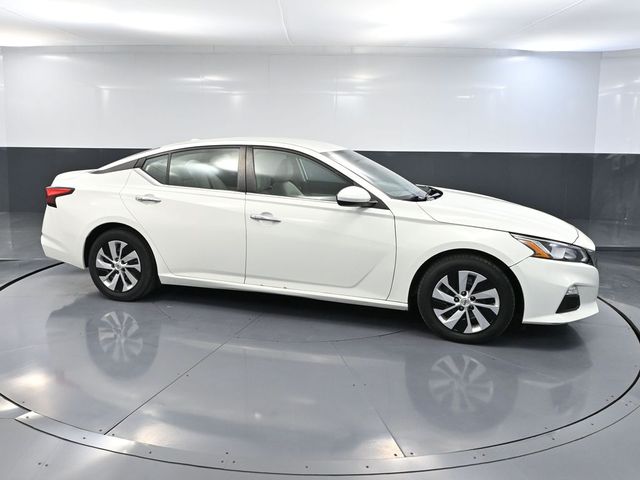 2020 Nissan Altima 2.5 S photo 2
