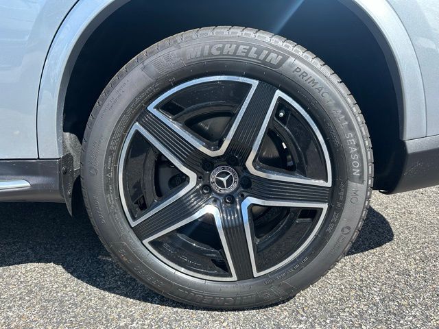 2026 Mercedes Benz GLC 300 4MATIC photo 10