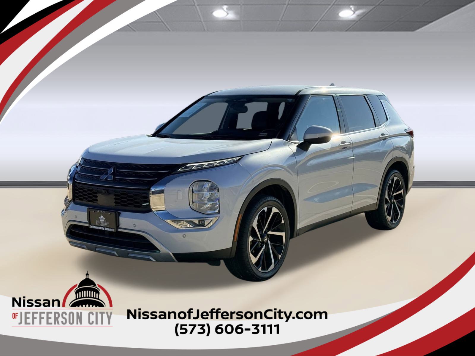 2024 Mitsubishi Outlander SE's photo