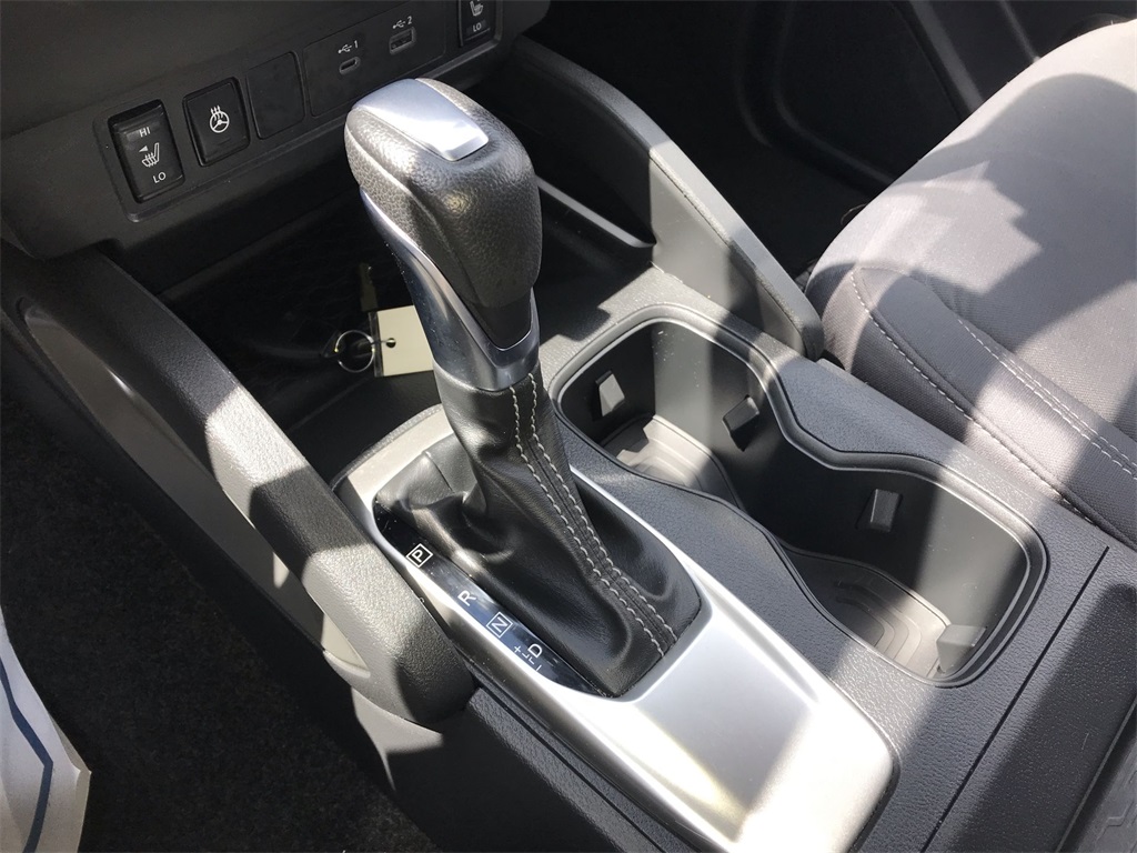 2024 Nissan Frontier SV photo 19