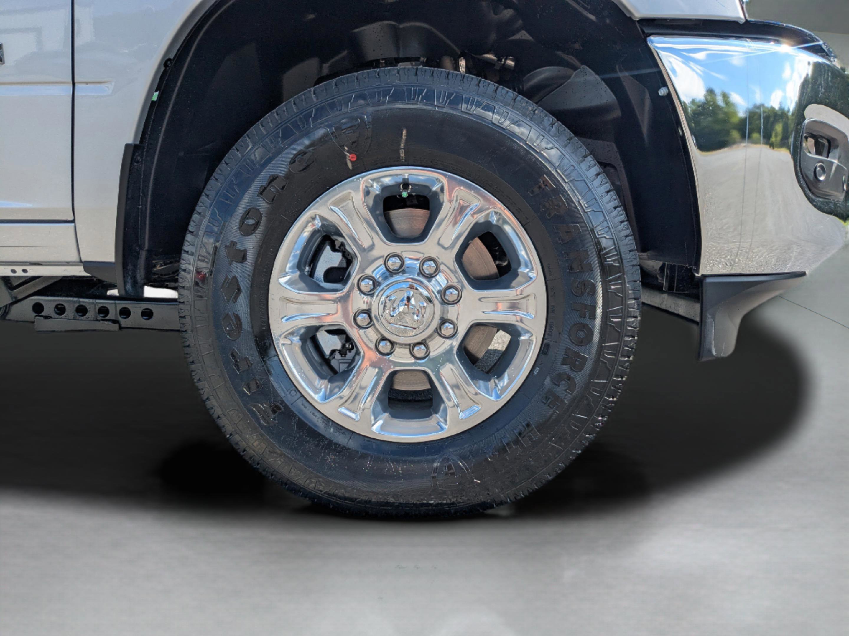 2025 Ram 2500 Big Horn photo 38