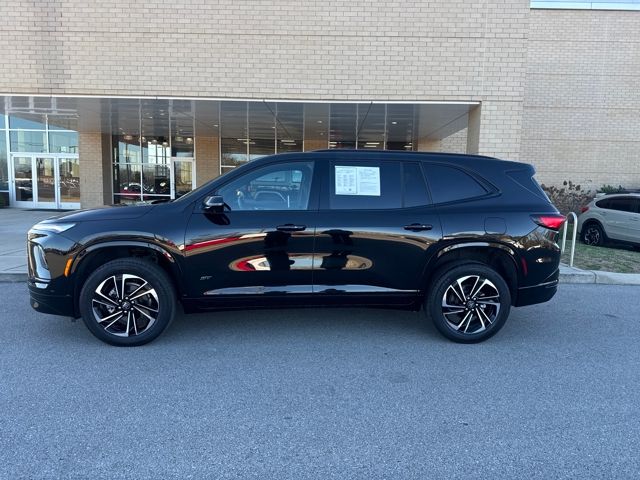 2025 Buick Enclave Sport Touring's photo