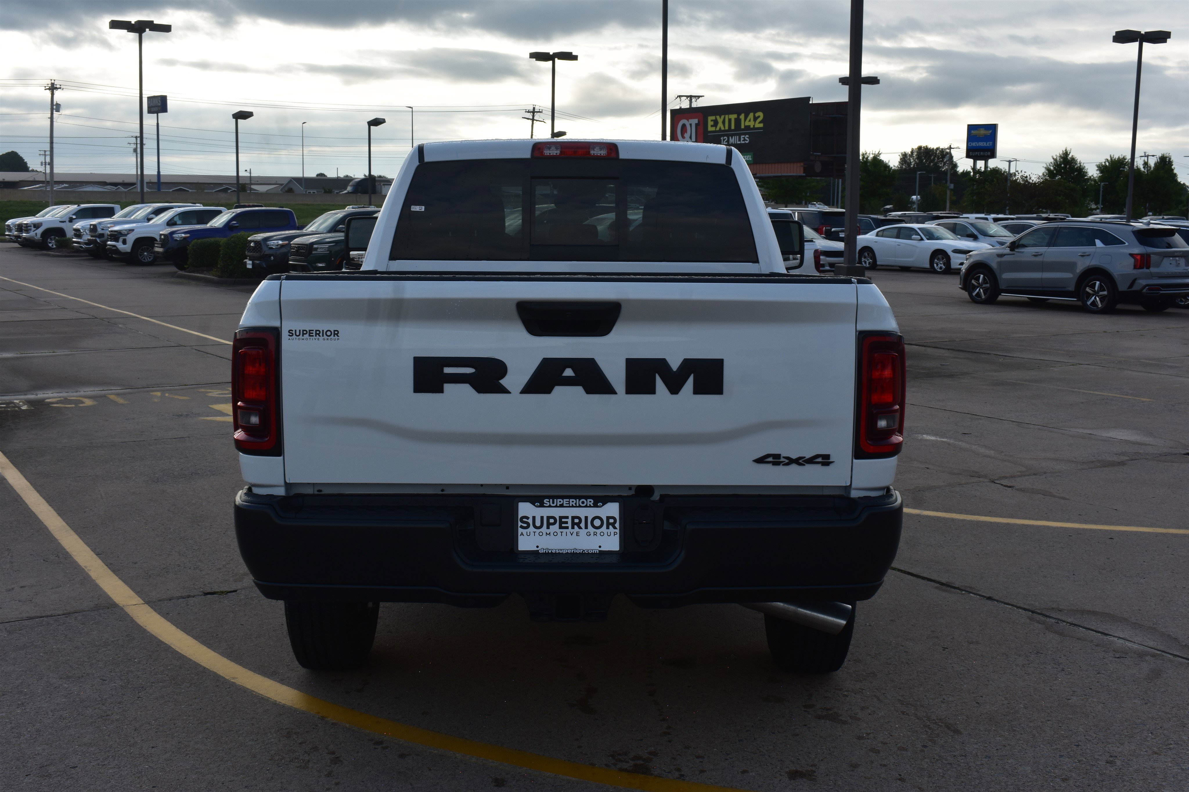 2026 Ram 2500 Tradesman photo 4