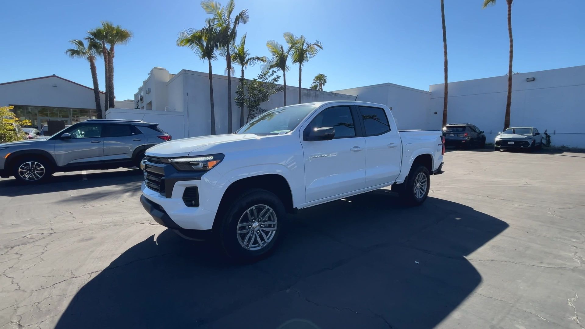 2024 Chevrolet Colorado LT photo 4