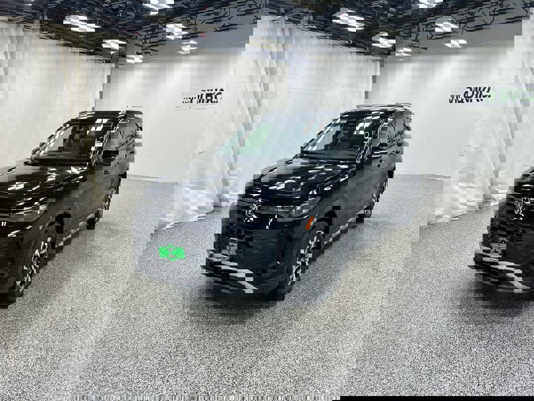 2025 Volkswagen Tiguan S photo 4