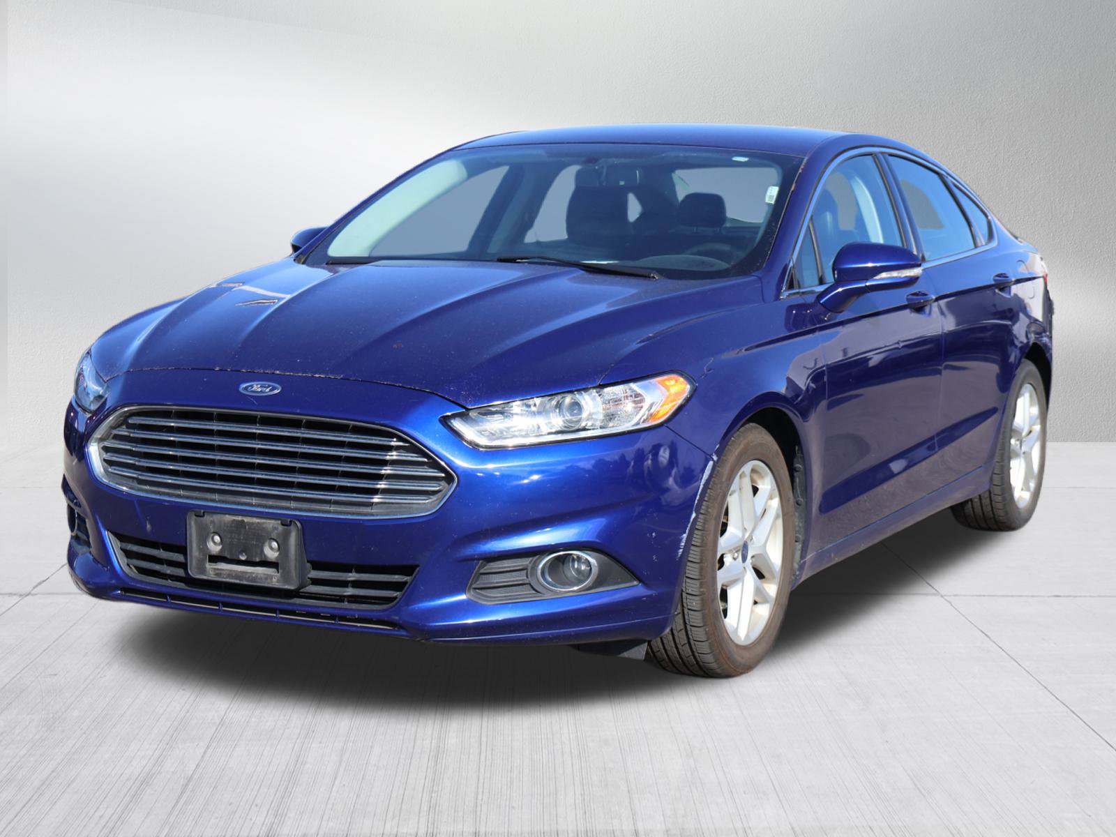 2016 Ford Fusion SE photo 3
