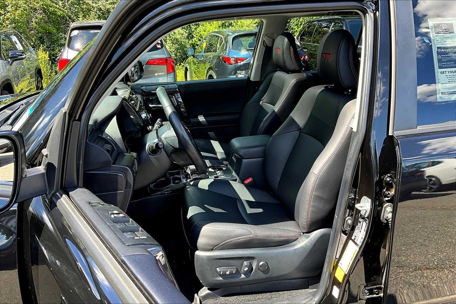 2024 Toyota 4Runner TRD Premium photo 8