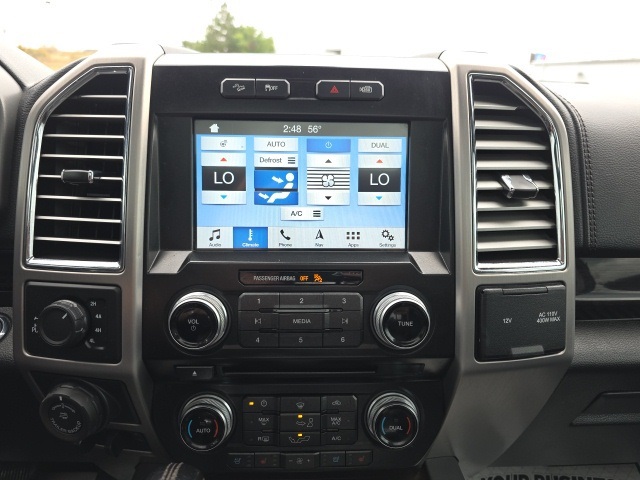 2016 Ford F-150 Platinum photo 14