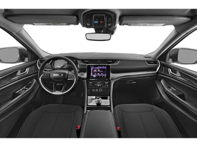 2025 Jeep Grand Cherokee Laredo Altitude photo 8
