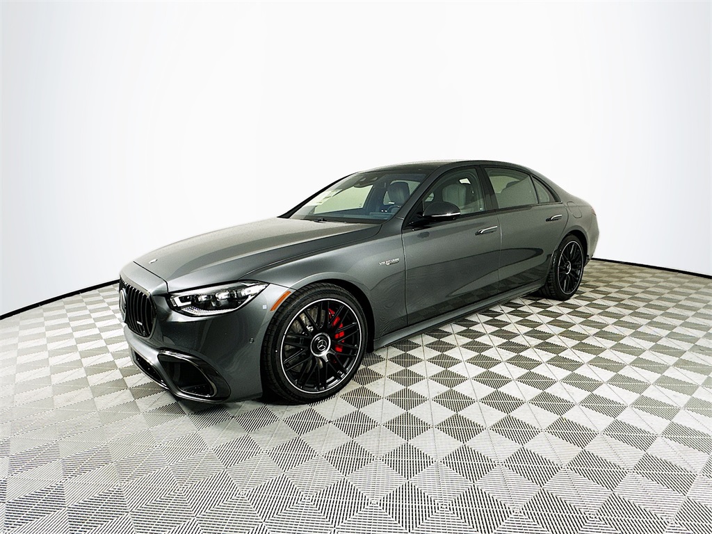 2026 Mercedes Benz S 63 e photo 3