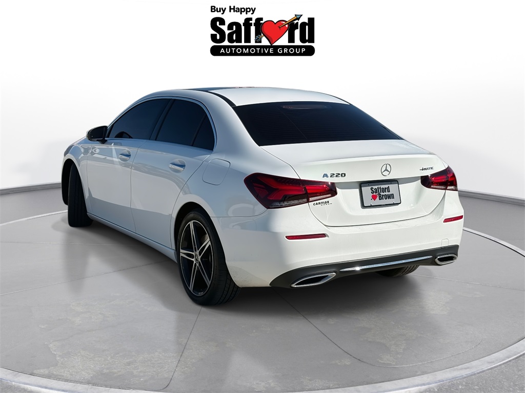2021 Mercedes Benz A 220 4MATIC photo 3