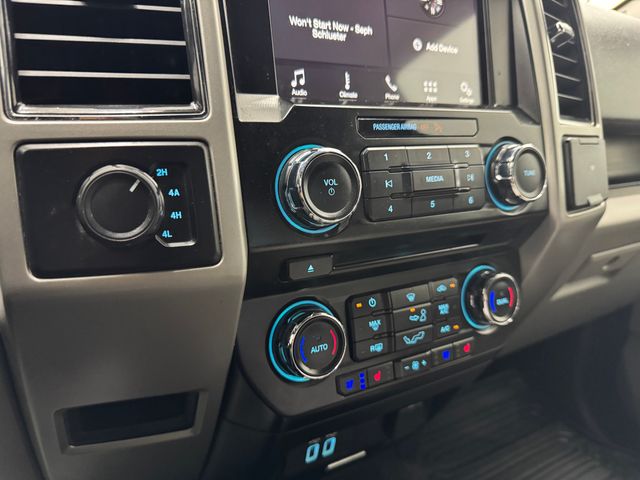 2017 Ford F-150 Lariat photo 31